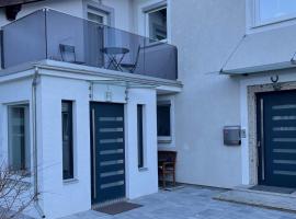 Ferienwohnung Bullaku，位于皮丁的酒店