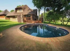 Private Villa with Private Pool - Kruger Park Lodge