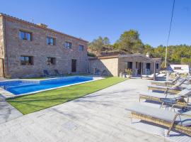 Catalunya Casas Wow! Boutique hotel converted into a private villa!，位于Rubio的度假屋