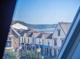 Ocean Cabins No 8 At The Square - Saundersfoot，位于桑德斯富特的酒店