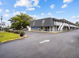 Studio 6 Wilmington, NC，位于威尔明顿的酒店
