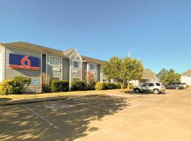 Motel 6 McAlester OK - South，位于麦卡莱斯特的酒店