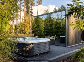 7Mirrors，位于Murjāņi的酒店