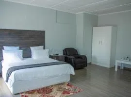 Neat one bedroom in Morningside guesthouse - 2089