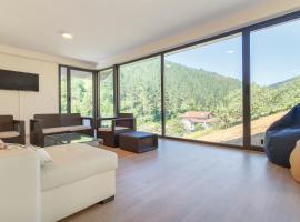 Beautiful house 15min from Bilbao，位于略迪奥的带泳池的酒店