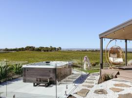 Miravino – breathtaking vineyard views，位于麦克拉伦谷的酒店