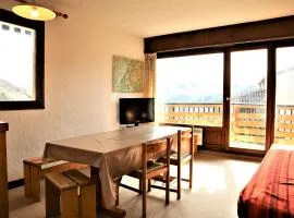 Auris en Oisans - Appartement 3 pièces cabine - 6 couchages au pied des pistes - FR-1-297-77