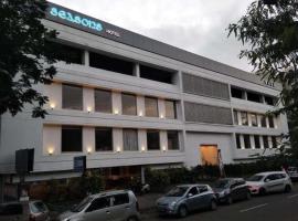 KJSP Seasons，位于Nerul的酒店
