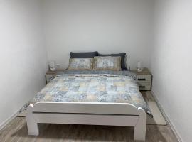 Apartman Downtown，位于Bosanski NoviŽeleznička Stanica Bosanski Novi附近的酒店