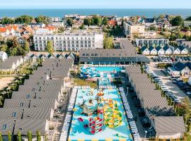 Holiday Park & Resort Ustronie Morskie，位于尤斯托尼莫斯基的酒店