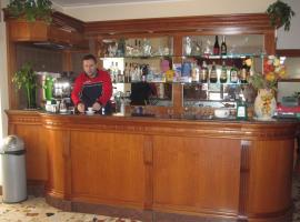 Albergo Vallemarina，位于蒙泰圣比亚焦的酒店