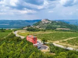 Rooms Casa Rossa in Motovun central Istria