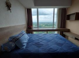 Apartment U Residence Tower 2 Karawaci, Tangerang Studio FULL FURNISHED SEWA，位于Klapadua的酒店