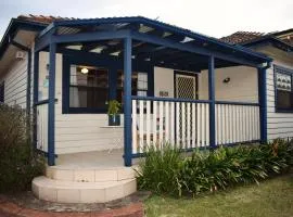 Wollongong Beach House Living
