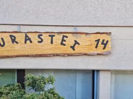 朱拉斯特14酒店