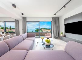 "Villa AnMari" The Cavtat View Residence，位于察夫塔特的海滩短租房