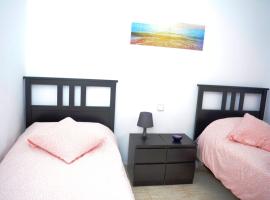 Habitacion doble con baño entrada privada para huéspedes，位于圣巴尔托洛梅的民宿