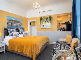 Glenholme Guest House - Room Only，位于斯卡伯勒Scarborough North Cliff Golf Club附近的酒店