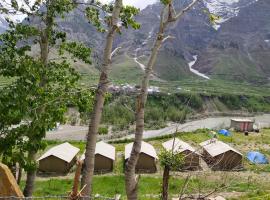 Chandra Bhaga camps，位于Tāndi的酒店