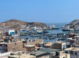 Hotel Pucusana OceanFront，位于利马的酒店