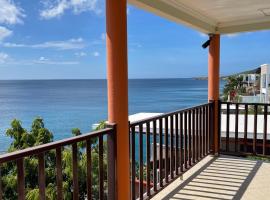 Vacation house at Playa Lagun Private Beach，位于拉贡的酒店