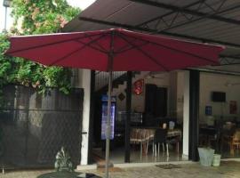 Saubhagya Hotel，位于Kelimune的酒店