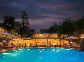 Cassia Resort, Kasauli，位于卡绍利的酒店