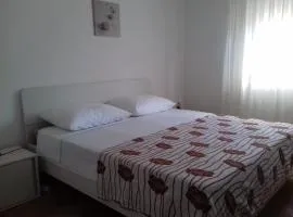 Apartment Dragan