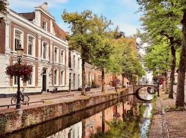 Canal apartment at historic CityCenter Amersfoort，位于阿默斯福特De Lieve Vrouw剧院附近的酒店