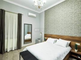 2nd Floor Hotel，位于第比利斯Mtatsminda 的酒店
