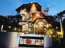 El Castillo Bed and Breakfast，位于Angono的酒店