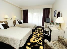 马拉机场酒店，位于里加的酒店