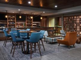 Four Points by Sheraton Chicago Schaumburg，位于绍姆堡的酒店