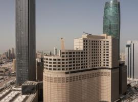 Marriott Executive Apartments Kuwait City，位于科威特谢赫贾比尔艾哈迈德文化中心附近的酒店