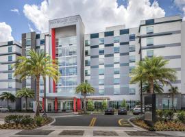 TownePlace Suites By Marriott Orlando Southwest Near Universal，位于奥兰多美年购物广场附近的酒店