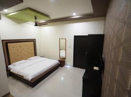 Hotel Ravi Residency，位于Nadiad的酒店