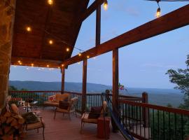 Blue Ridge Parkway Panoramic Paradise-60 Mile View，位于Fancy Gap的酒店