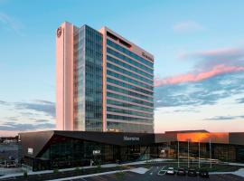 Sheraton Saint-Hyacinthe Hotel，位于圣亚森特的酒店