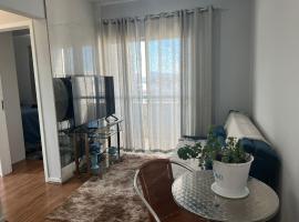 Lindo Apartamento Completo E Com Garagem Coberta，位于帕罗卡的酒店