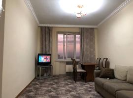 2 Cosy apartment near mega mall，位于埃里温的公寓