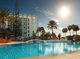 Ona Marinas de Nerja Spa Resort，位于内尔哈的度假村