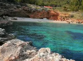 Kuća za odmor Gnjila u uvali iznad prekrasne plaže