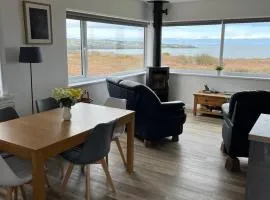 Coastal bungalow, sleeps 5 and ideal for walkers