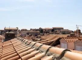 Central Old Town Apartments