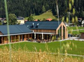 HOCHoben Chalets & Mobilhomes，位于马尔尼茨的酒店