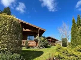 Countryside Log Cabin With Hot Tub - Beech