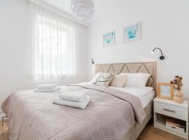 Flatbook Apartamenty - Jantar Bursztynowe Osiedle，位于詹塔尔的酒店