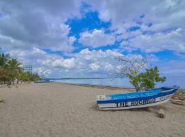 Hermoso Apartamento Frente al Mar 2 Habitaciones C13B，位于Coveñitas的酒店