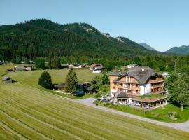 Das Leonhard - Naturparkhotel am Weissensee，位于魏森湖的Spa酒店