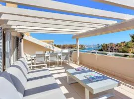 YOLO Spaces - Sotogrande Sea View Penthouse